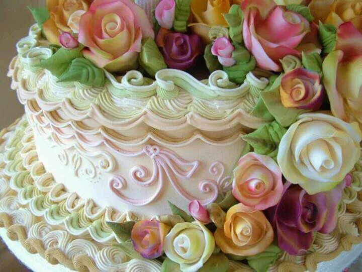 Glacê Real para Confeitar Bolos e Cupcakes: Receita Creative cake decorating, Bi