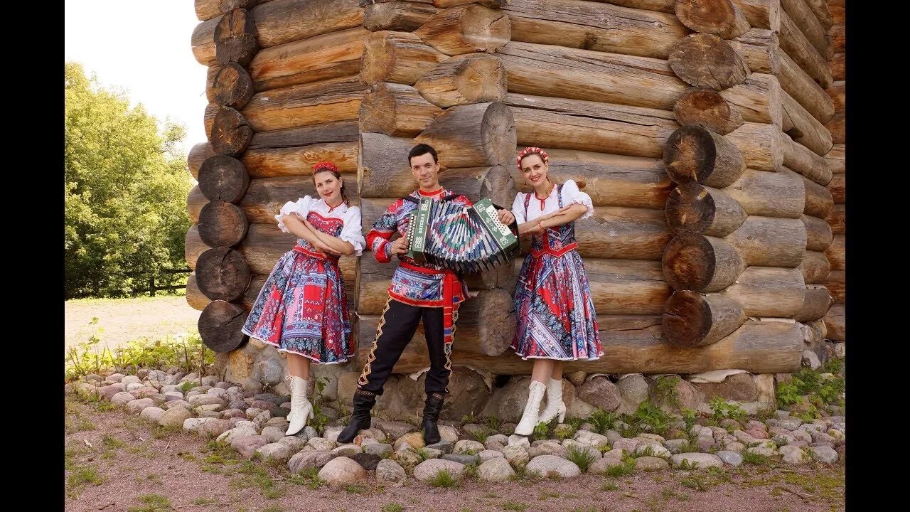 Деревня завалинка. Русский народный деревенский песни. Песня про деревню. Вечерки посиделки. Народная культура фольклор.