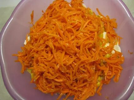 Корейский салат с солеными огурцами