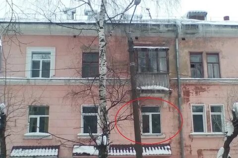 Девочку оставила