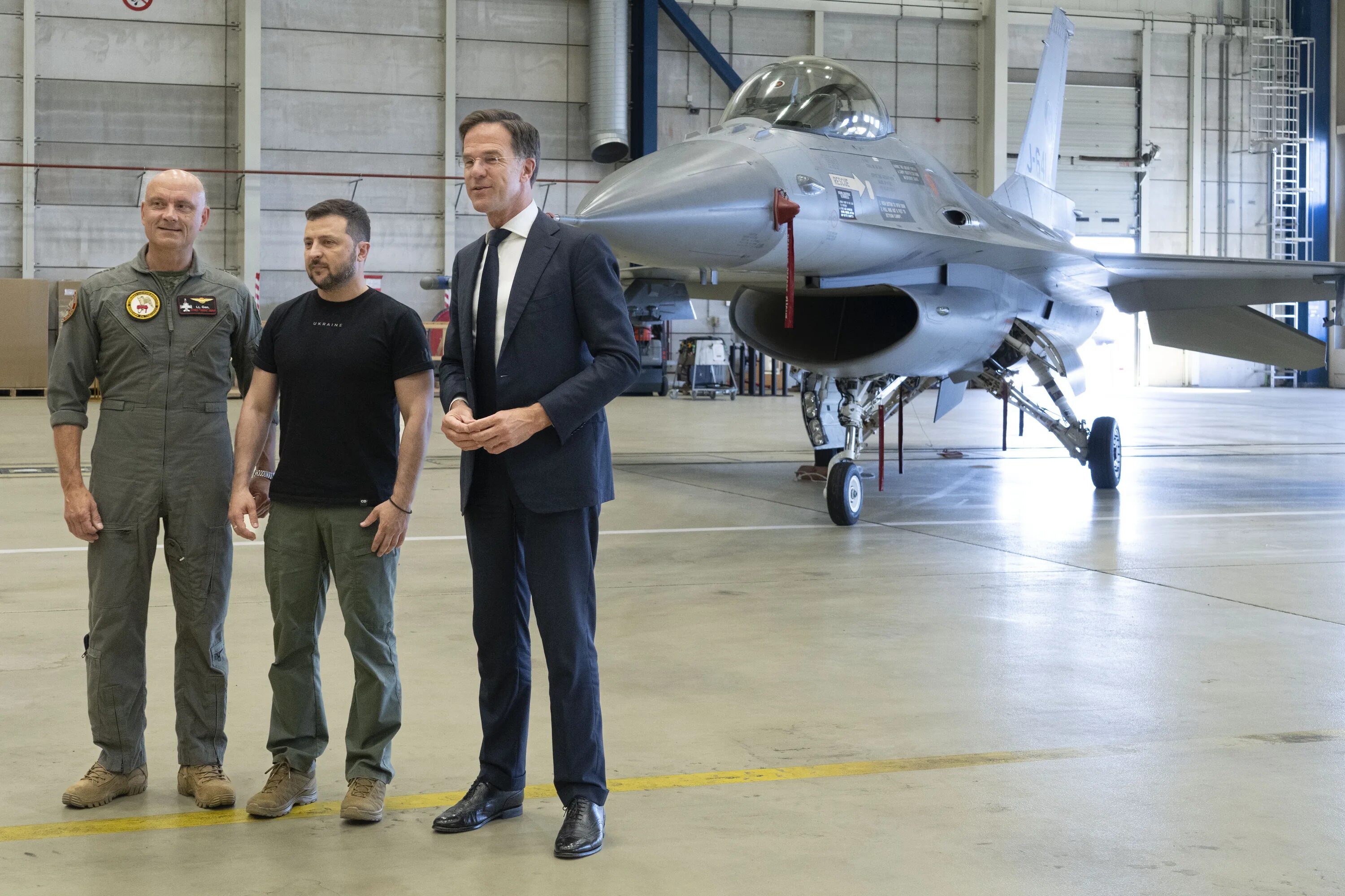 F-16 нидерланды. Украинский f 16. F-16 ввс румынии. F16 истребитель. Авиация сша в сирии.