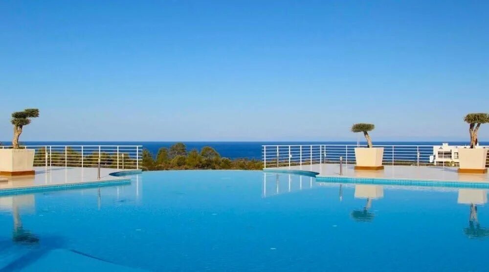 Гелиос отель семейный люкс. Эритрея отели на море. Отель porta sea view hotel фото. Blue bay resort hotel 4 греция крит. Порто рафти греция.