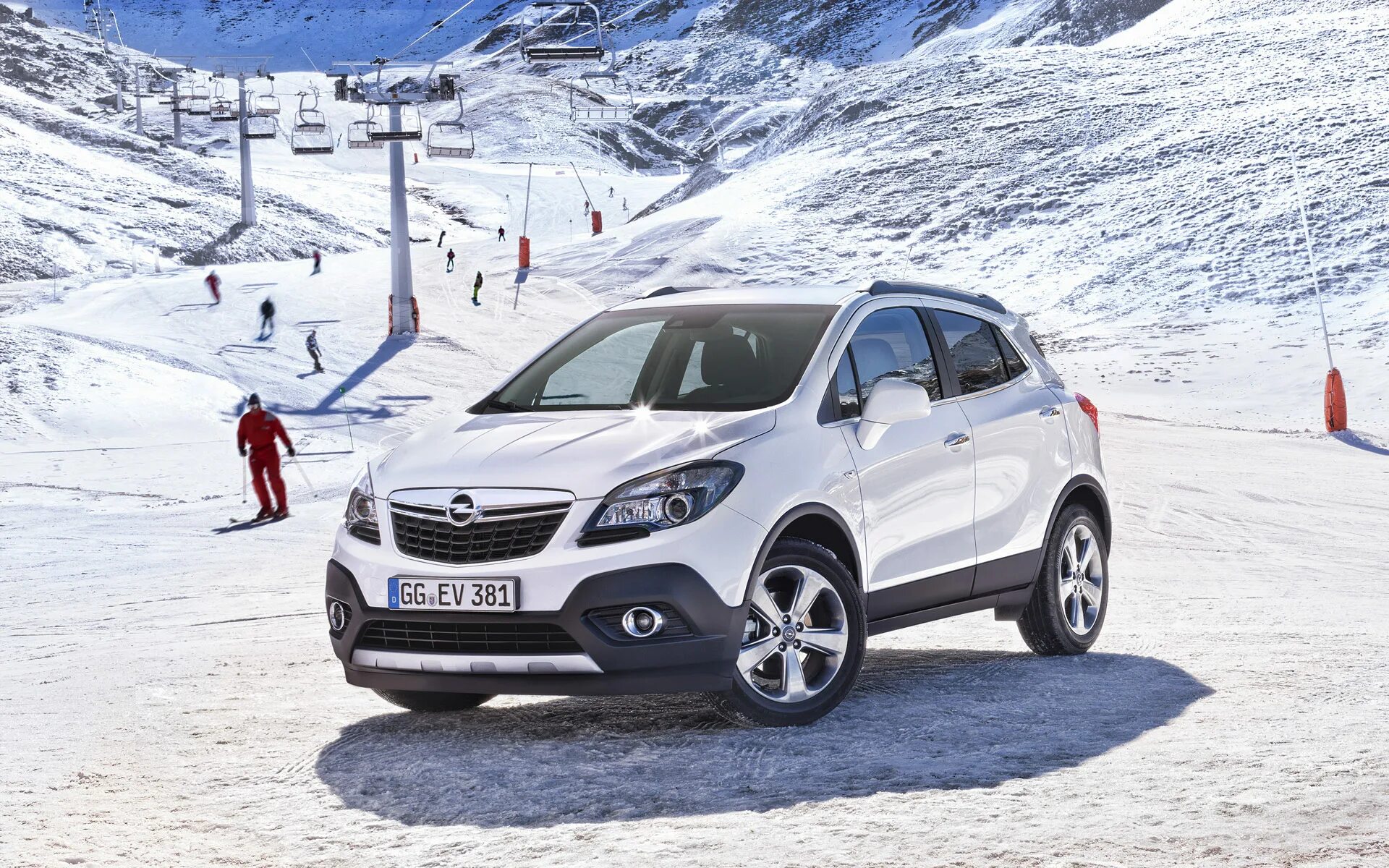 Кроссоверы с коробкой автомат. Opel Mokka 2012. Опель Мокка 2022. Opel Mokka 2013. Опель Мокка 2013.