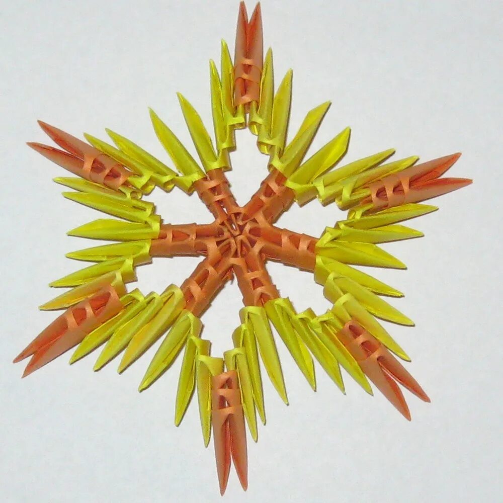 Лист со снежинками. Снежинки из листьев. Снежинка из листа а4. Снежинки из листьев. Модульное оригами снежинка.