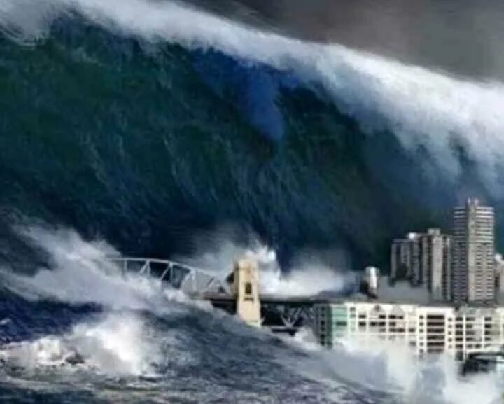 Tsunami videos. Волна цунами в японии. Цунами в тихом океане 2022. Tsunami videos. Волна 40 метров цунами япония.