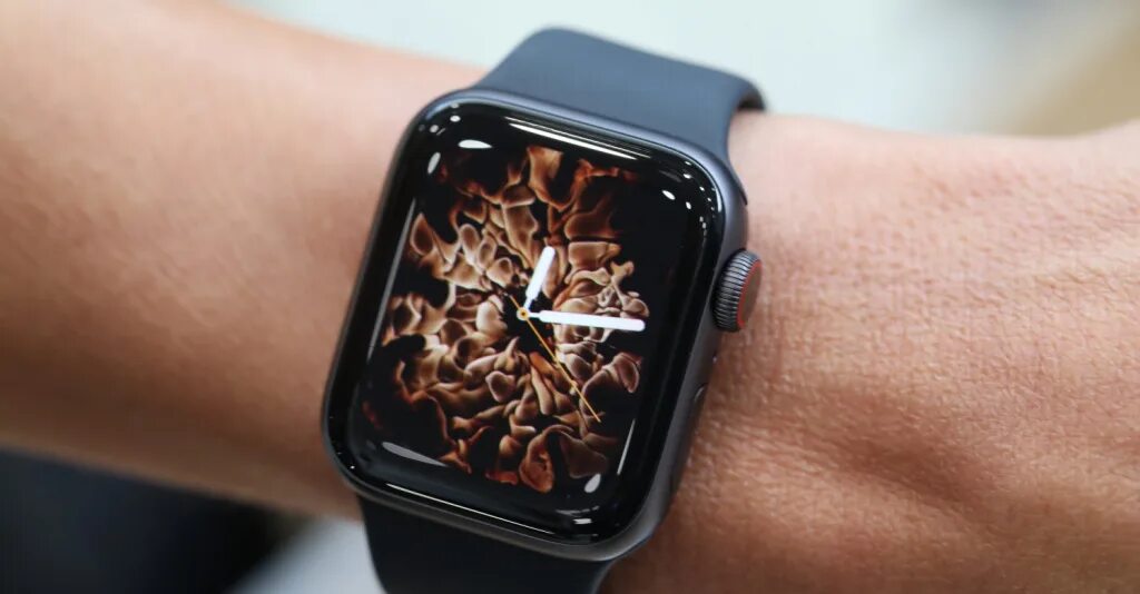 Часы бывшего авито. Эпл вотч 4. apple watch 6 44 mm. apple watch se 2025 40mm. часы iwatch 4.