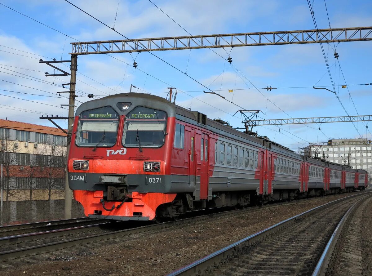 Поезд татарская омск. Электропоезд эд4м. Эд4м 0319. Электропоезд эд4м 0168. Электричка эд4м.