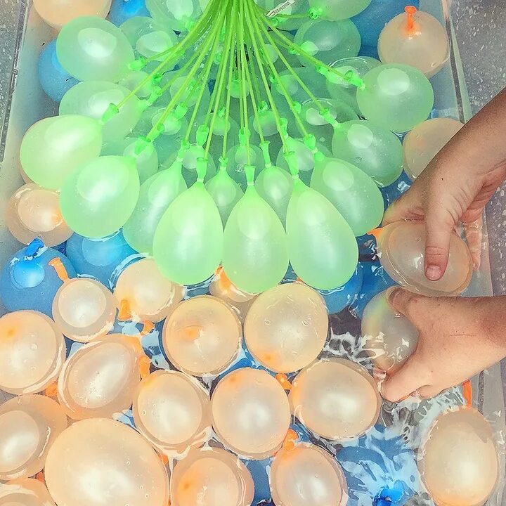 Большой шарик с водой. Водяные бомбочки 111 pcs. водные шарики. водяные шары для детей. шарик с водой.