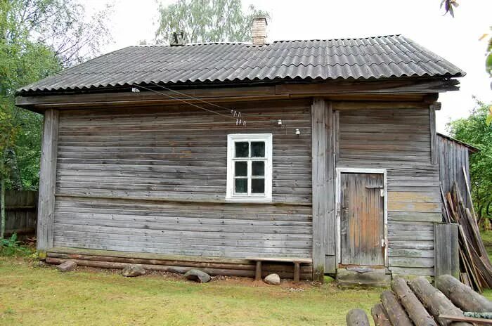 Погода в хвойной на месяц. Посёлок Хвойная Новгородская область. РП Хвойная Новгородская область. Бараки Хвойной Новгородской области. Дом в Хвойной Новгородская область.