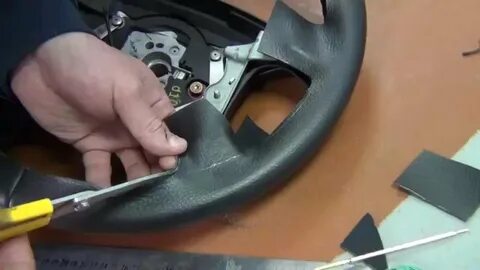 Как снять оплетку с руля