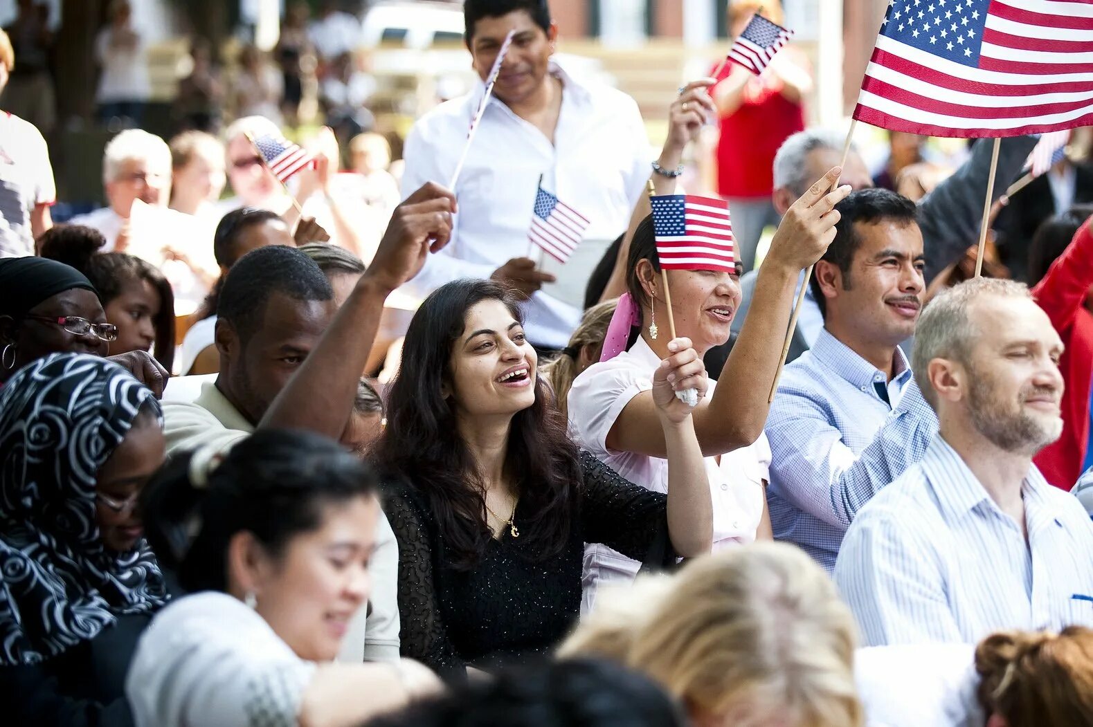 Что говорит народ сша. Иммигранты в Америке. Жители США. Американские эмигранты. Американский мультикультурализм.