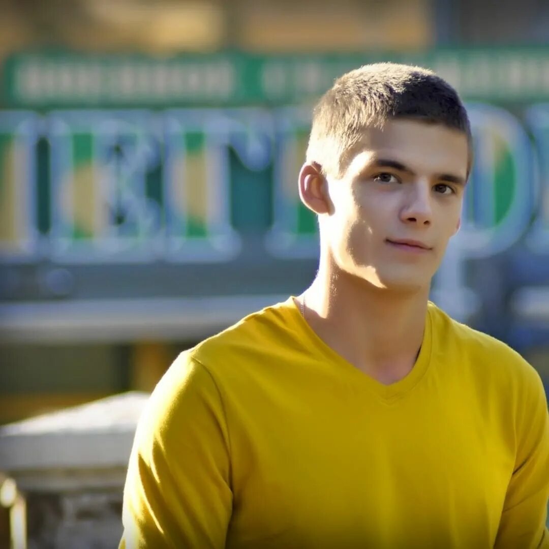 анушенко антон олегович. сергей авдеев липецк. фотка молодого пацана. батори хейден кристенсен. лицо обычного парня.