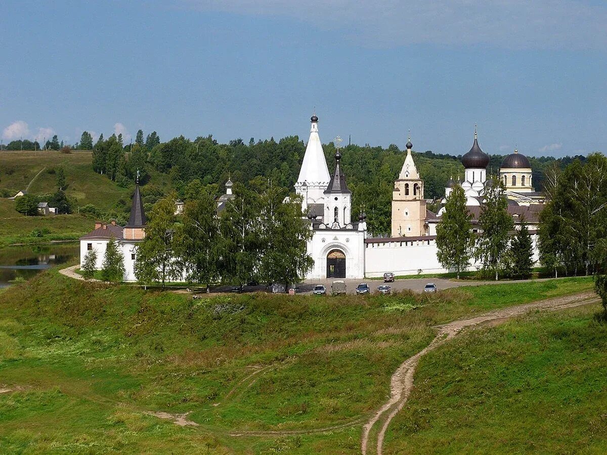 Вознесенский монастырь (старица). Старица тверская область 2022 год. Старица тверская область пещеры. Города на берегу волги старица фото. Погода старица тверская область подробно.