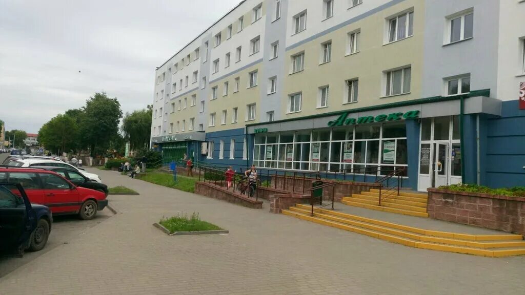 кафе сябрына в лиде. лидский колледж. кирова в г лида. мозырь притыцкого 8. сегодня работает банк 07 01 23 по кирова в лиде.