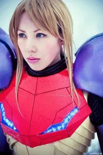 Samus cosplay