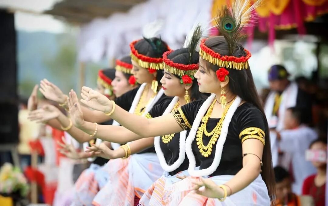 Мейтхеи (Манипури). Манипури танец. Манипури (народ) язык.