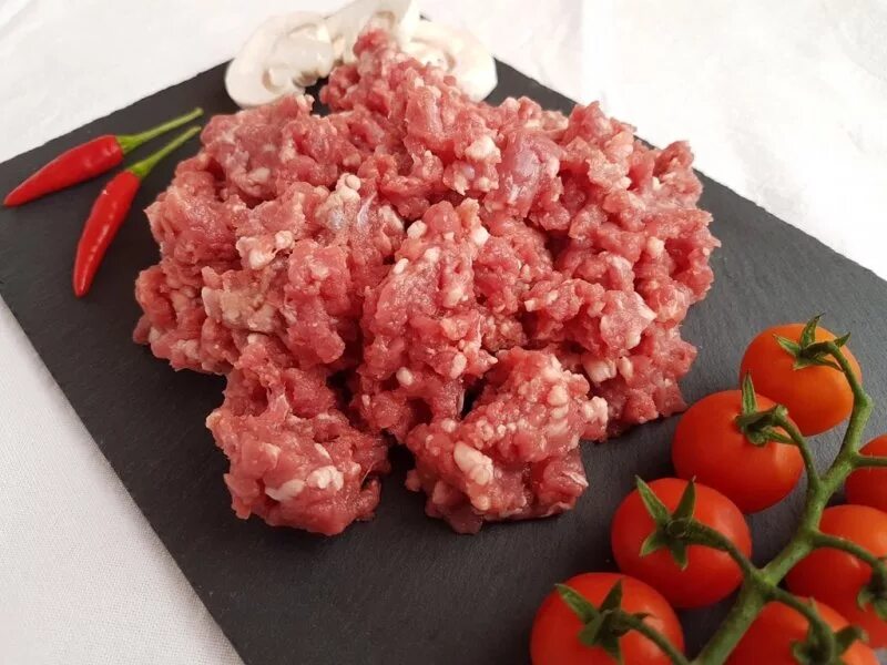 Как приготовить фарш для котлет. Фарш для котлет останкино. куриный фарш готовый. биточки с фаршем. мясной фарш для котлет.