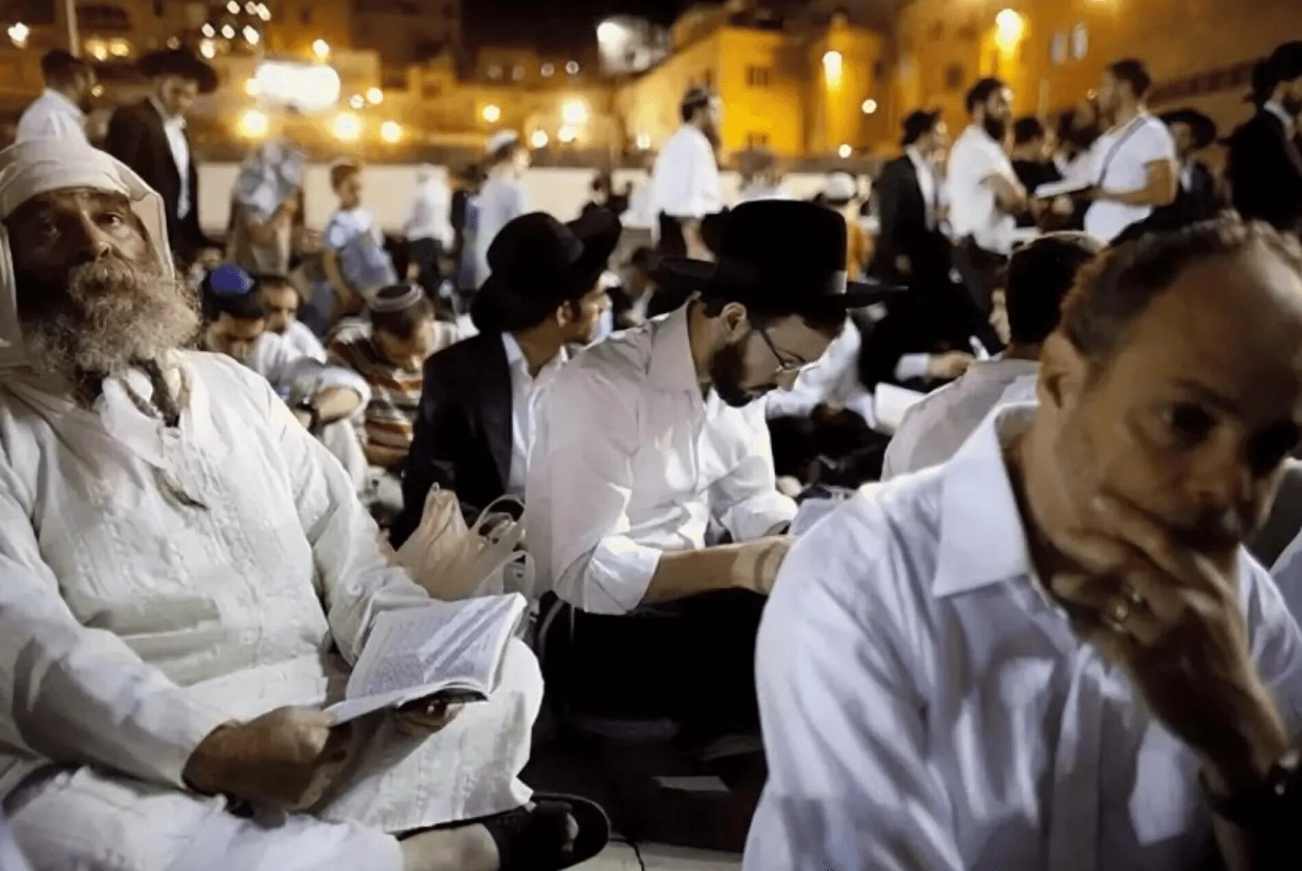 Иудаизм евреи. Праздник иудаизма песах. Еврейские праздники симхат тора. Пост в иудаизме. Йом кипур в израиле.