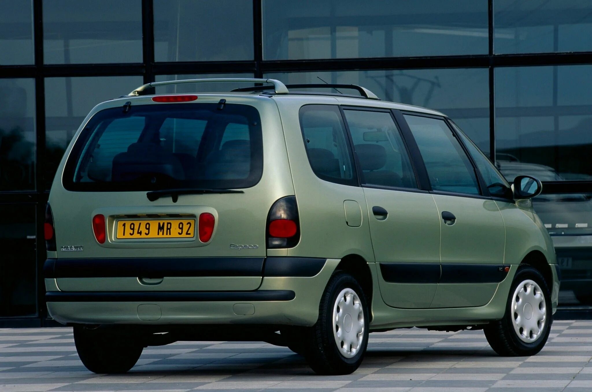 Renault espace 3. Рено Эспейс 1996-2002. Renault Espace III. Рено Эспейс 1996. Минивэн Рено Эспейс 3.