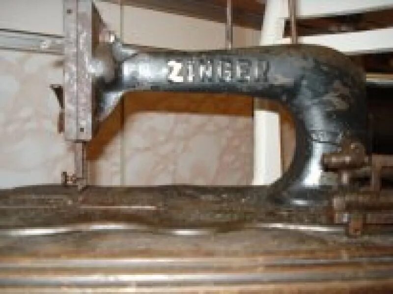 Швейная машинка (Zinger super 2001). Zinger швейная машинка 1940г. Швейная машинка Зингер s010l. Zinger швейная машинка 1889. Как определить машинку зингер