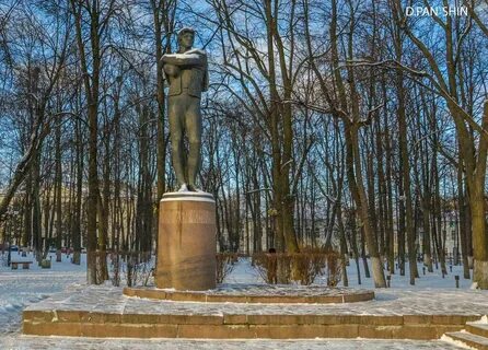 Сколько памятников в ярославле