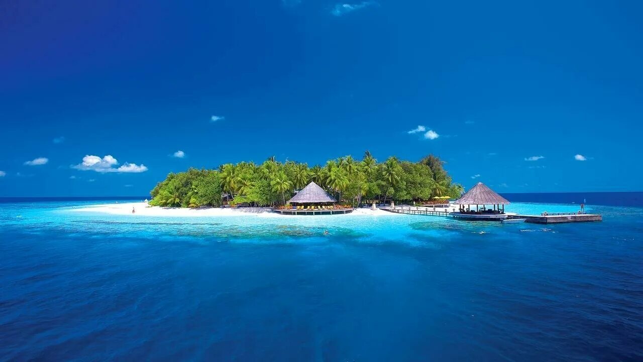 Про море остров. Мальдивы остров Ангсана. Ангсана Ихуру. Остров Ихуру Мальдивы. Himmafushi Мальдивы.