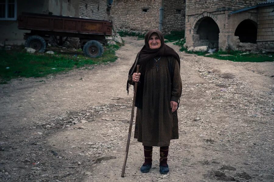 Жители аулов. Балхар село в Дагестане. Аул Балхар Дагестан. Жители горных аулов Дагестана. Женщины горных аулов Дагестана.