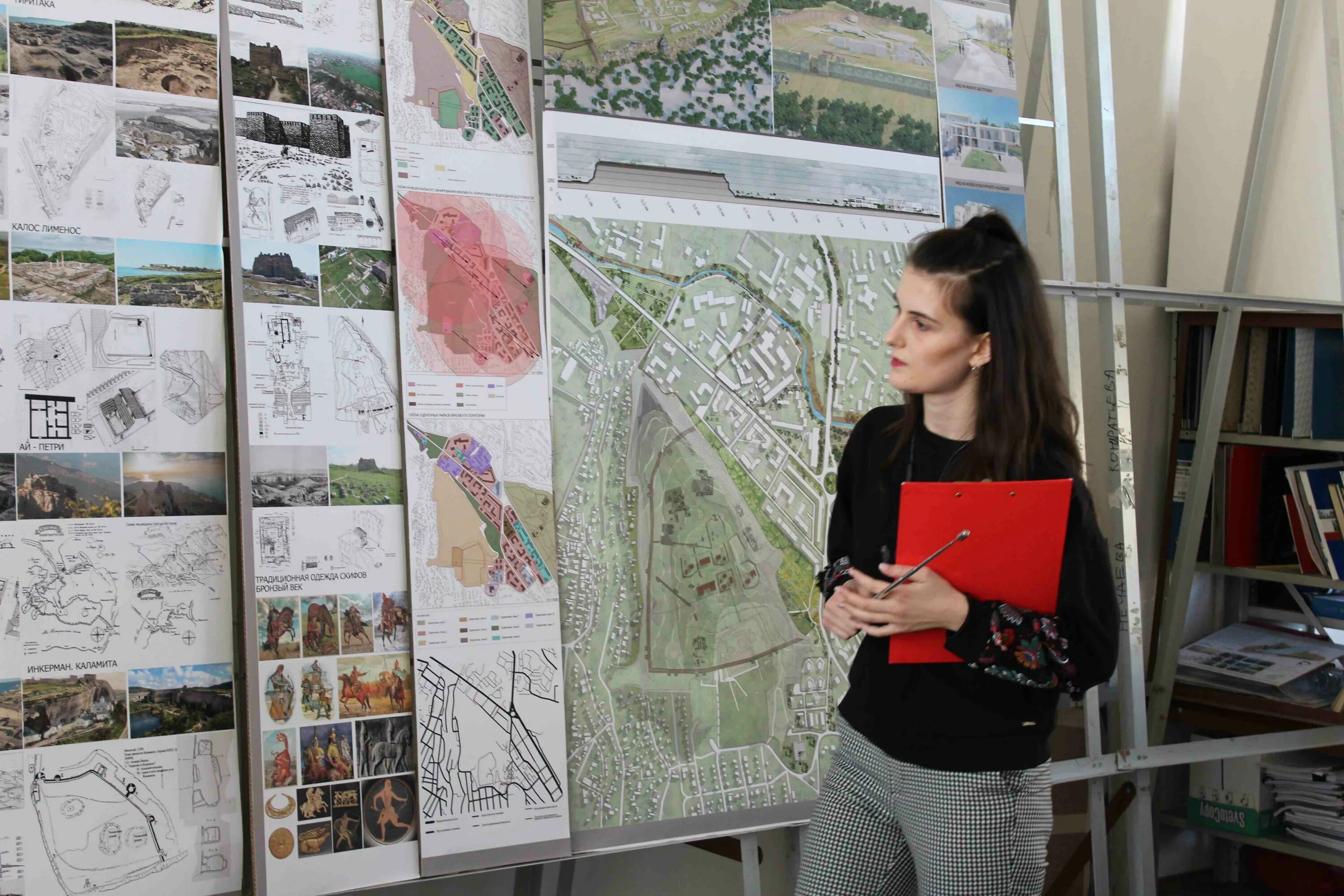 коммуникативный дизайн. идеи для выставки. живопись работы студентов. занятия архитектора. старшеклассник готовится к егэ.