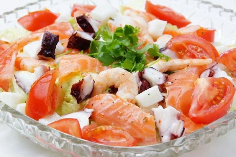 постные салаты. постный морской салат. постное меню салаты. морской коктейль салат со спаржей. постный морской салат.