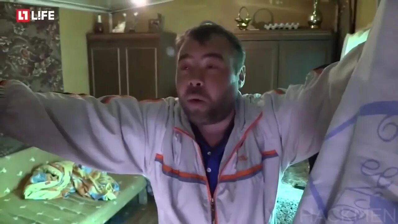 Вообще ю. Димон заминированный тапок. димон тапок вообще похую. димон заминированный тапок ваще по. мне вообще похуй димон.
