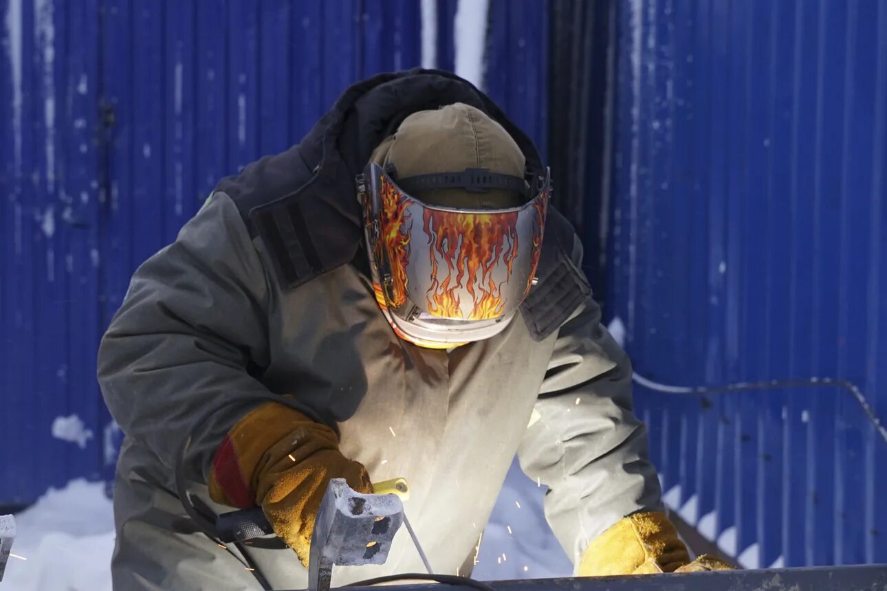 день вахтовика поздравления. рюкзак вахтовика. день вахтовика роснефть. водитель вахтовик. вернулся с вахты.