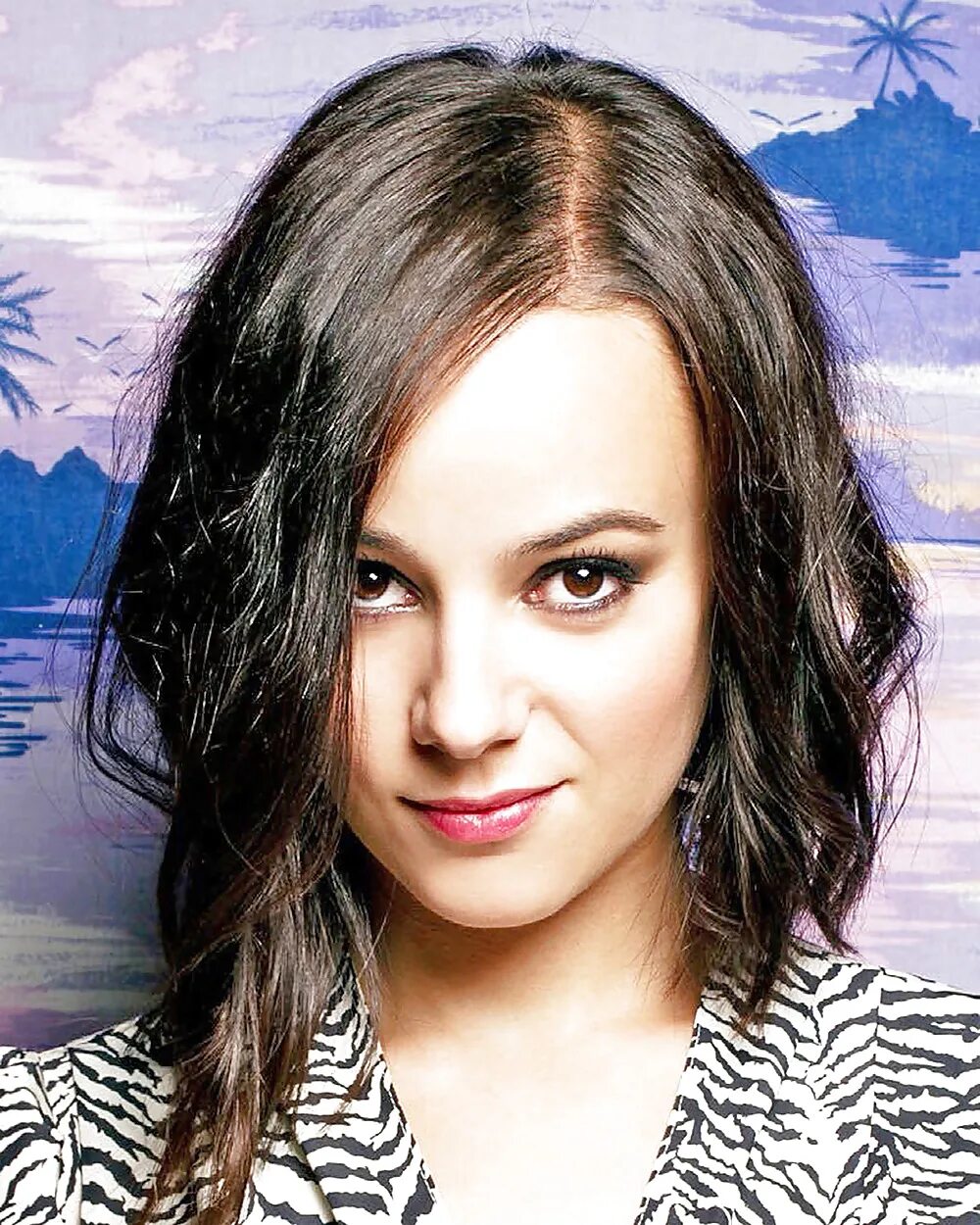 Alizee. Алези певица. Ализе Жакоте. Французская певица Ализ. Ализе французская