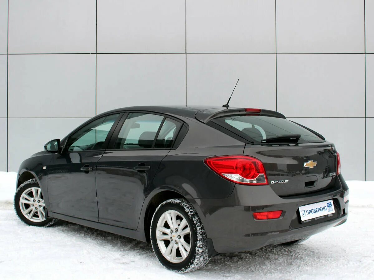 Chevrolet Cruze 2012 хэтчбек. Шевроле Круз 2012 г хэтчбек. Шевроле Круз 1 Рестайлинг хэтчбек. Chevrolet Cruze, 2012 хэтчбек серый.