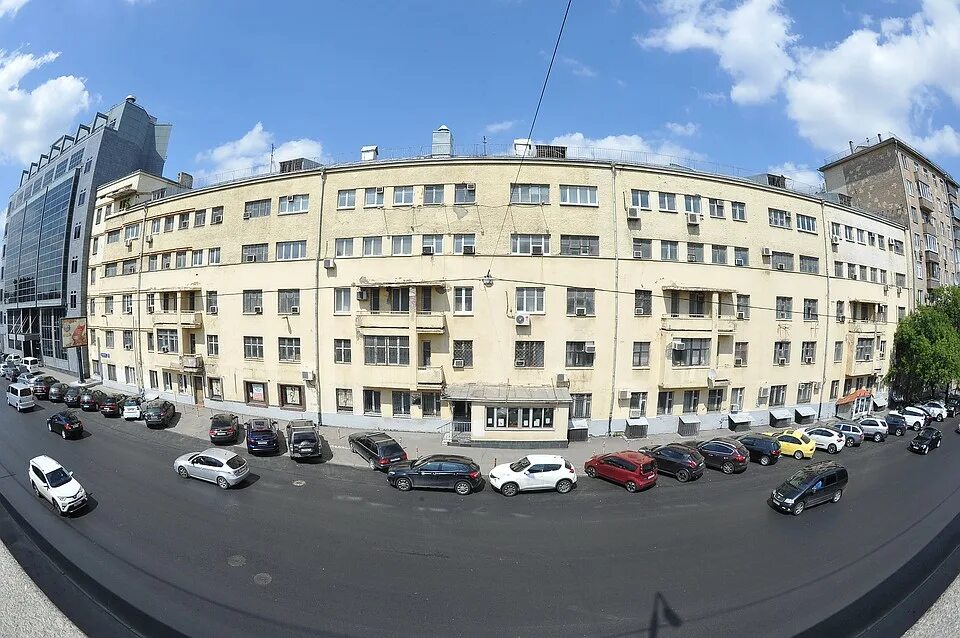 1,2. 1,2. садовническая 77 4. 4. садовническая набережная 80.