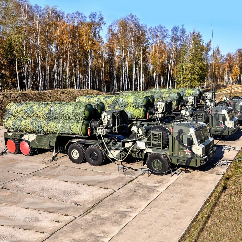 Техническое обеспечение войск рф. С-400 Триумф. ЗРК С-400. С400 ПВО. Машины вс РФ с400.