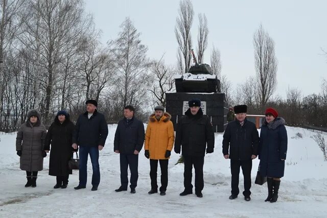 Погода большие бутырки курская область мантуровский. Пузачи Курская область. Село Пузачи Курская область Мантуровский район. Село Пузачи Мантуровского района Курской области. Прокуратура Курской Мантуровского района.