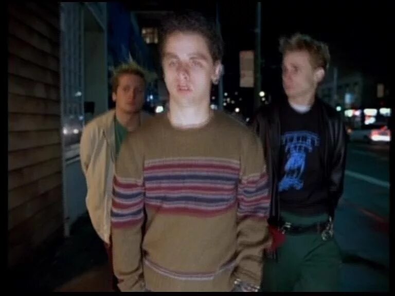 When i come around. Tre cool when i come around. when i come around single green day. green day when i come around vs hp attaque77.