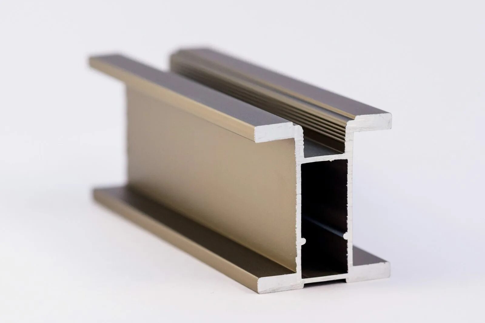 Встраиваемый алюминиевый профиль le2613. Алюминиевый профиль встраиваемый rc-2206. Плинтус алюминиевый профиль пкф 32 а037453. Профиль алюминиевый al-078023. Премиал профиль для шкафов купе.