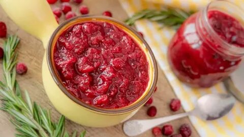 Соус для мяса из клюквы