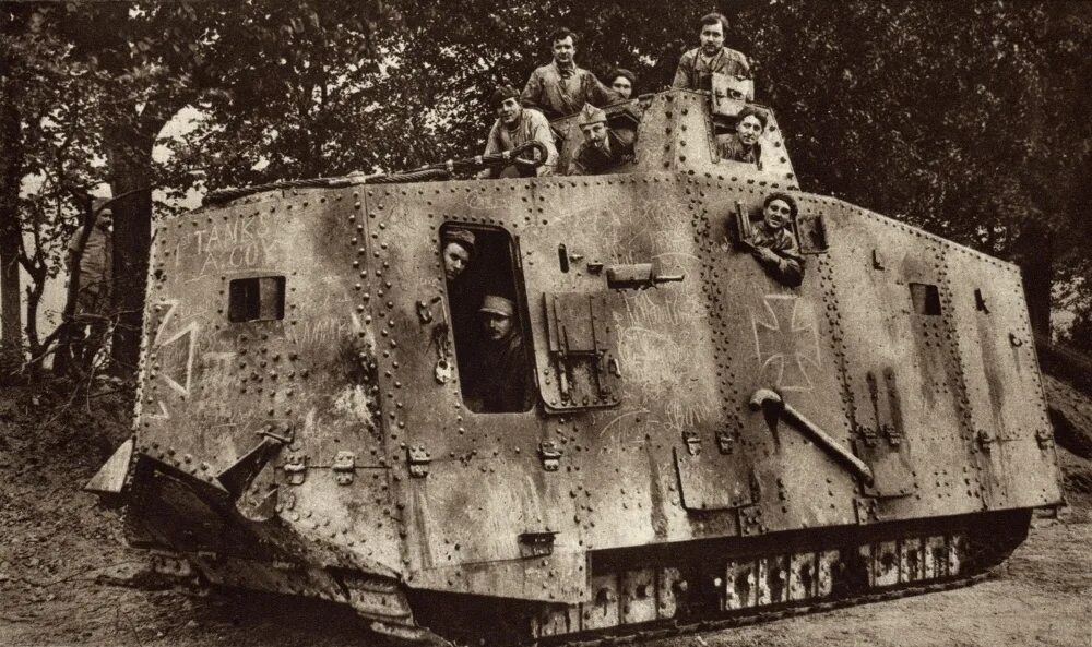 A7v танк. Sturmpanzerwagen a7v танк. Первый немецкий танк a7v. Немецкий танк а7v. Первые танки германии