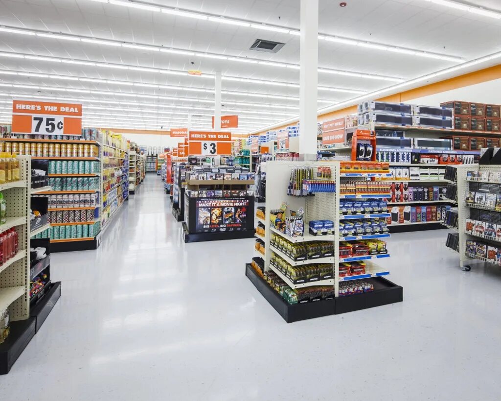 Зоомагазины в европе и америке. Европейский зоомагазин. Лота шоп. Big lots distribution center. Лота шоп.