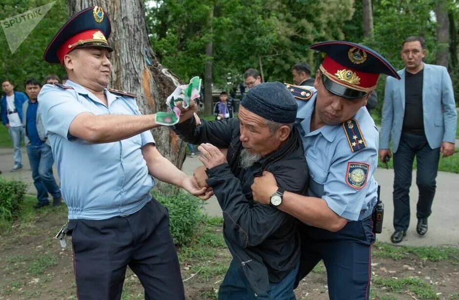 Новости казахстана на сегодня на сайте закон. Протесты в казахстане. Протесты в казахстане. Январские события в казахстане. Новости казахстана на сегодня на сайте закон.