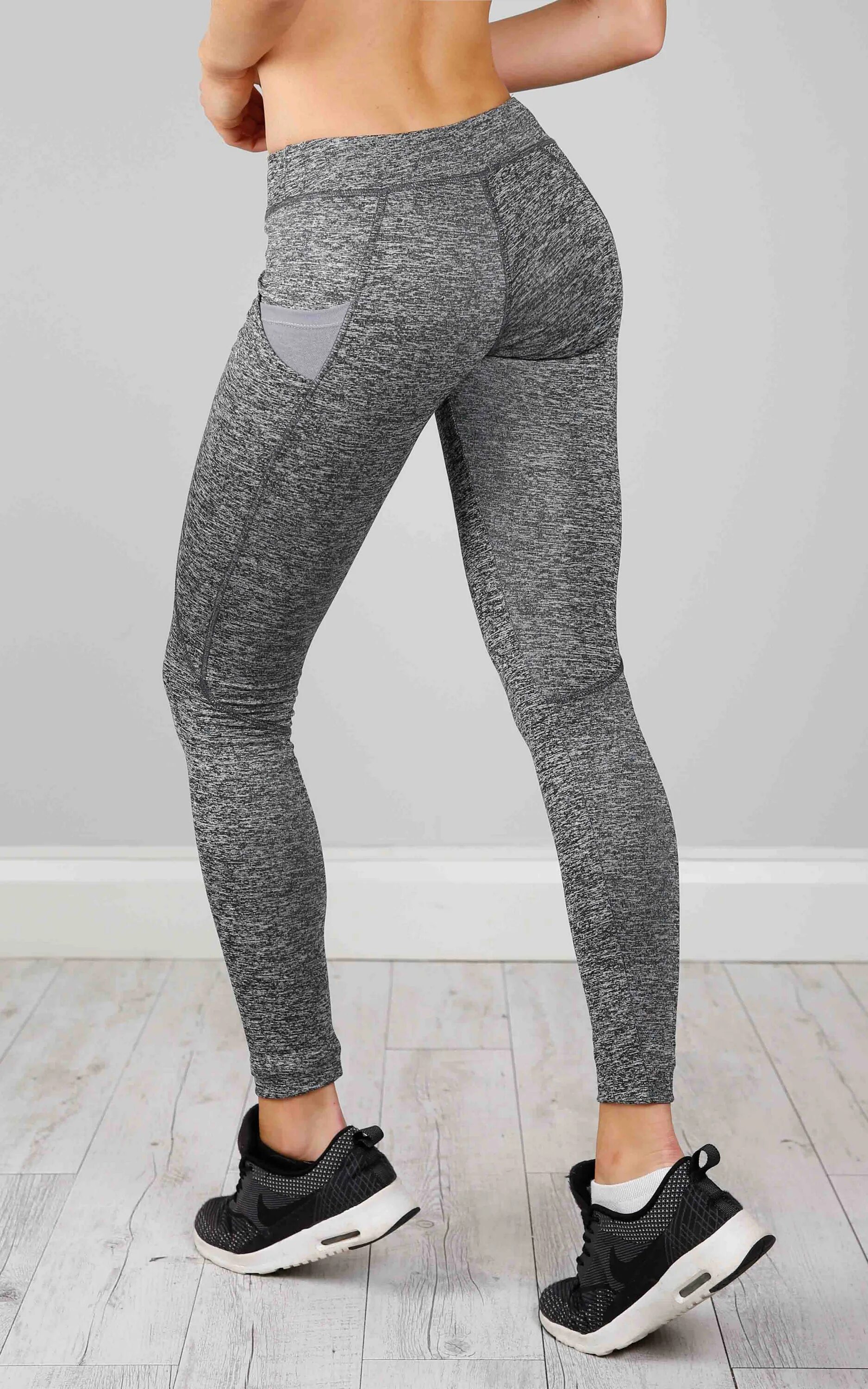Серые легинсы. Серые лосины. Легинсы серые женские. Серые лосины. Светло серые легинсы.