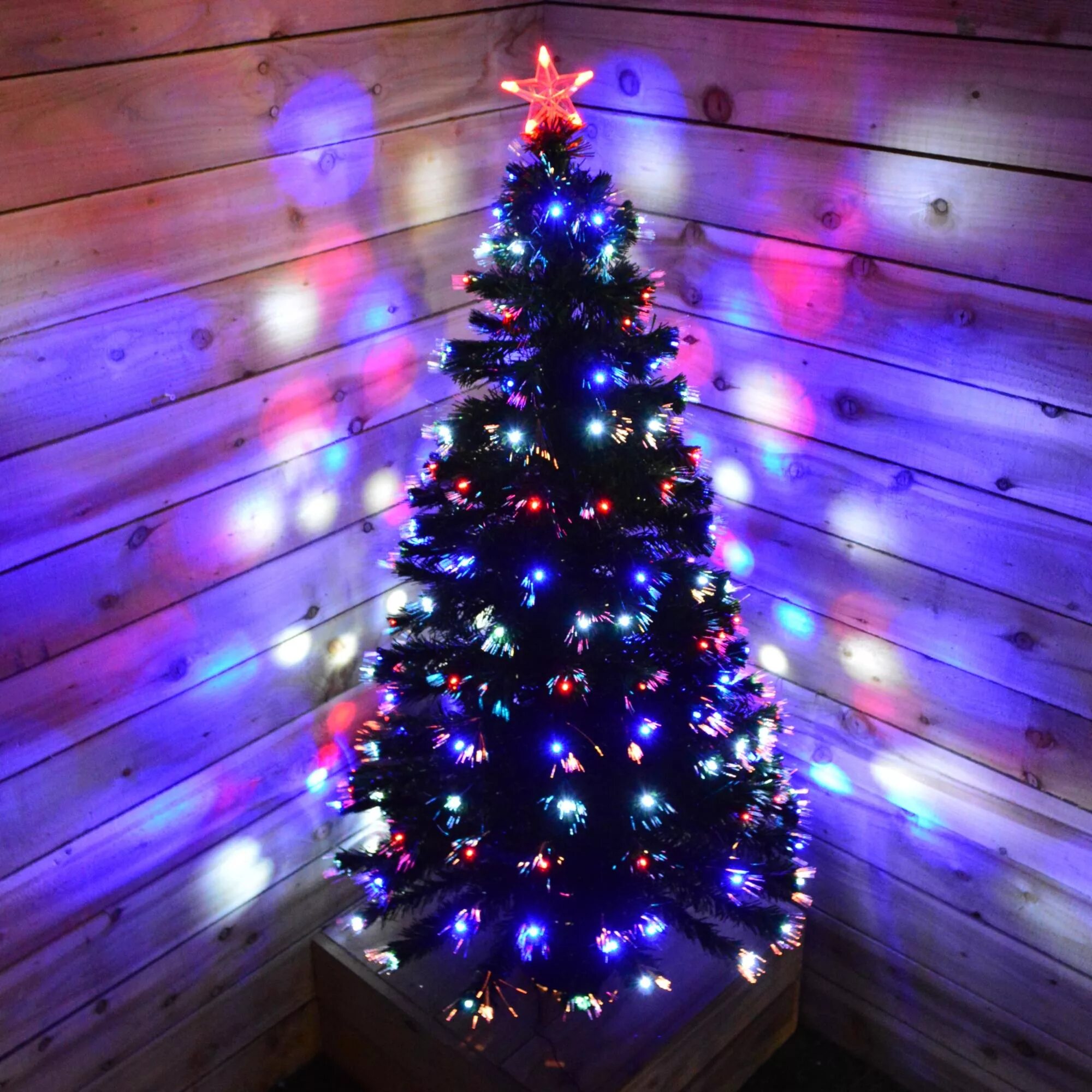 украшение елки гирляндой. какую гирлянду на елку 150 см. гирлянда на елку. гирлянды конский хвост 300l. гирлянда нить роса на елке.