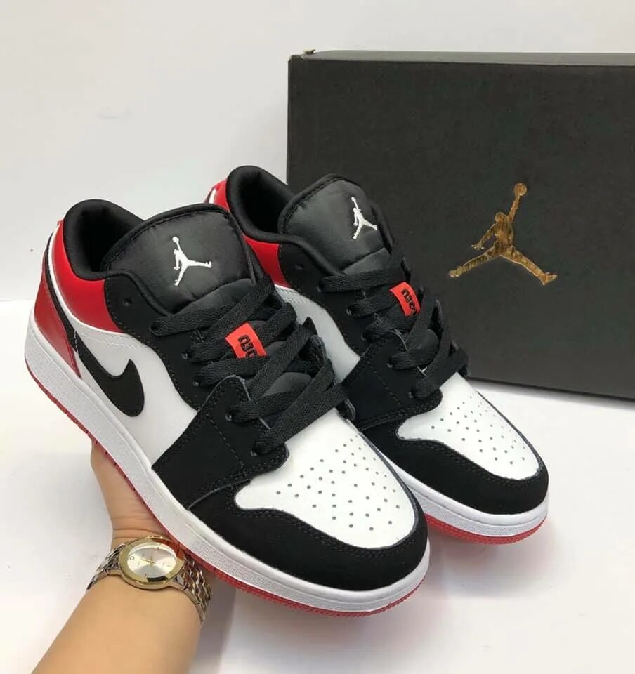 Jordan 1 low оригинал. Nike Air Jordan 1 Low Black Toe. Air Jordan 1 Low Black Toe.