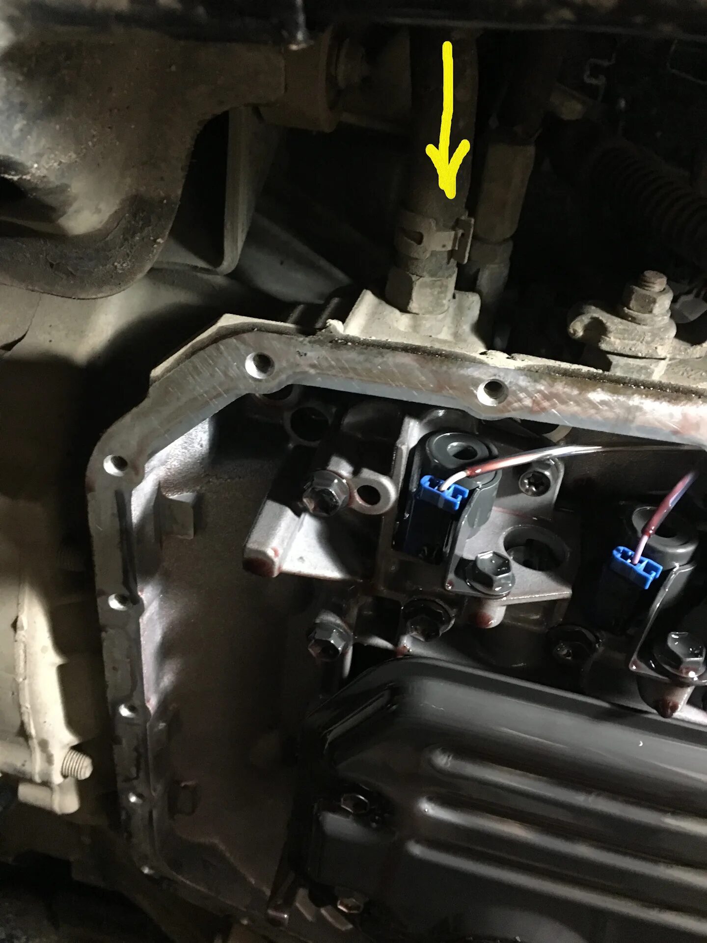 Масло в коробку вариатор рав 4. Вариатор k111 rav4. rav4 2011 масло в вариатор. rav 4 2010 щуп акпп. теплообменник вариатора рав 4.