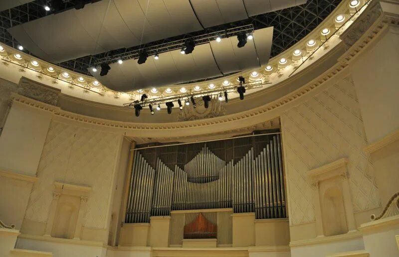 московская государственная консерватория имени п. чайковского. и. кзч им чайковского зал. московская филармония концертный зал имени п.