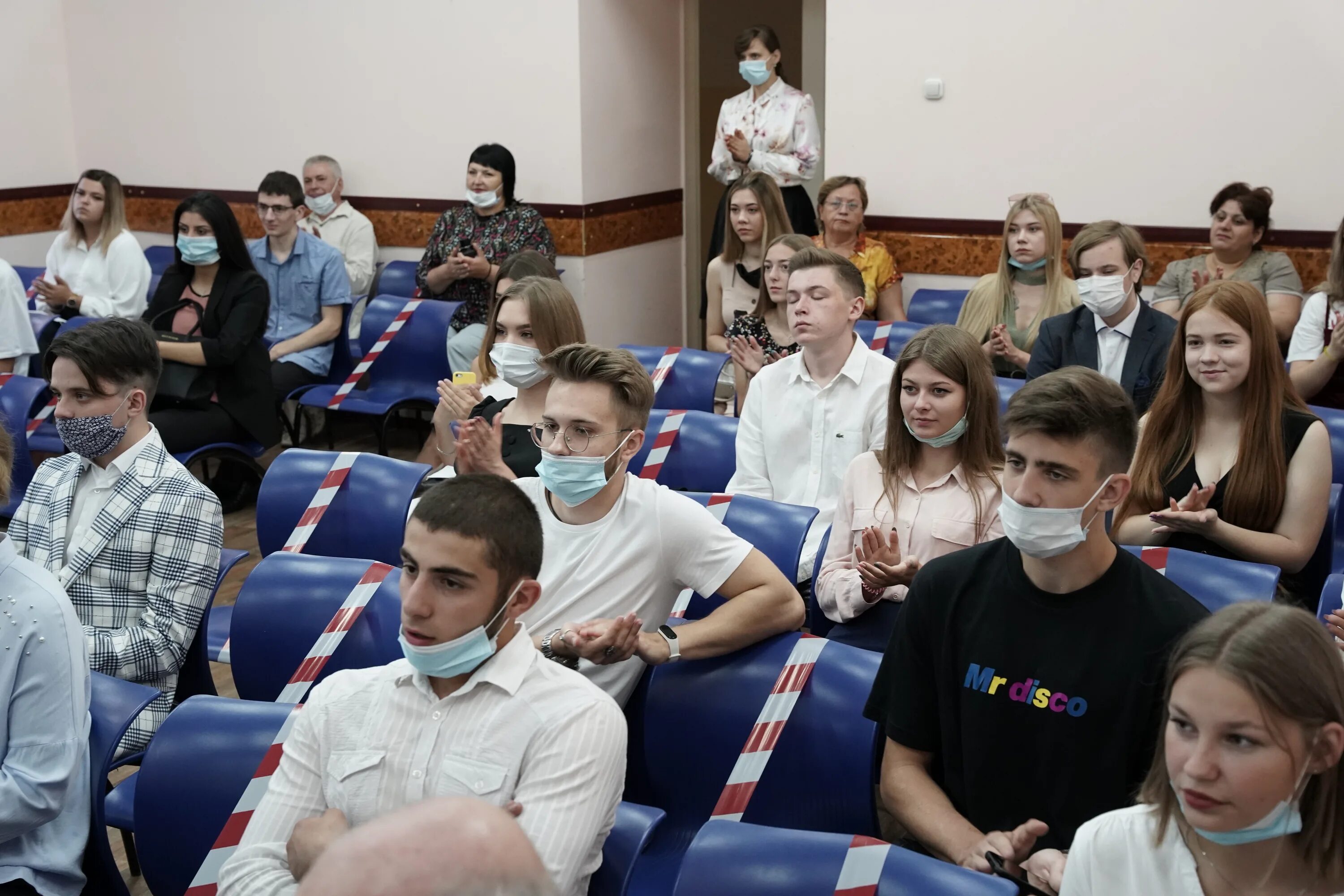 Анпилов александр николаевич курск. Курск филиал. Белоножко павел петрович мгту. Финуниверситет курск директор филиала. Курский филиал финансового университета.