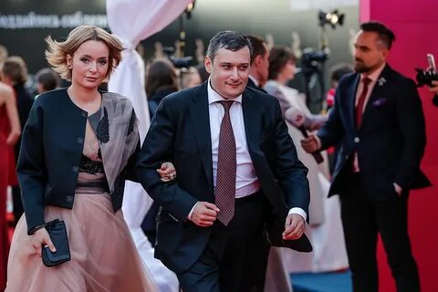 Ольгой поляковой жена хинштейна