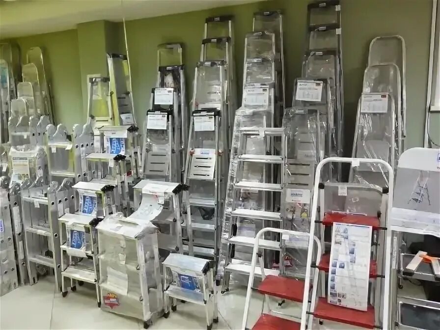40а красноярск. 40а. Краснодарская улица красноярск. Краснодарская 40а красноярск. Партизана железняка 40а красноярск лабиринт.